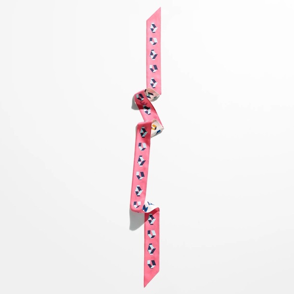 🆕💕CHANEL 100% Silk 2-Side Jacquard Slim Bandeau Twill • Ecru & Rose/Pink • NWT - Picture 3 of 5